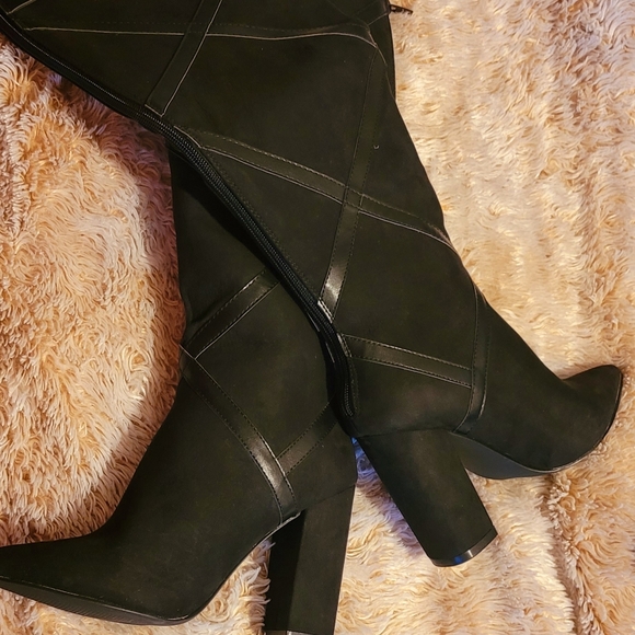 Block Heeled Boots - Picture 1 of 1